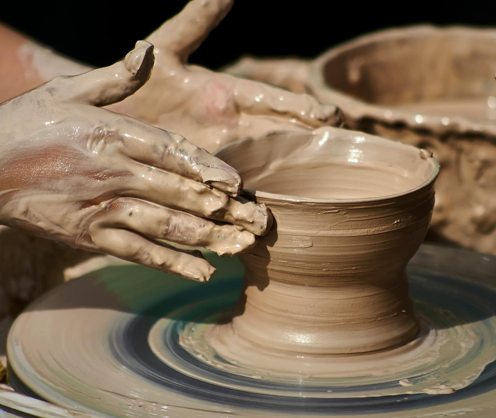 Feeling the clay respond